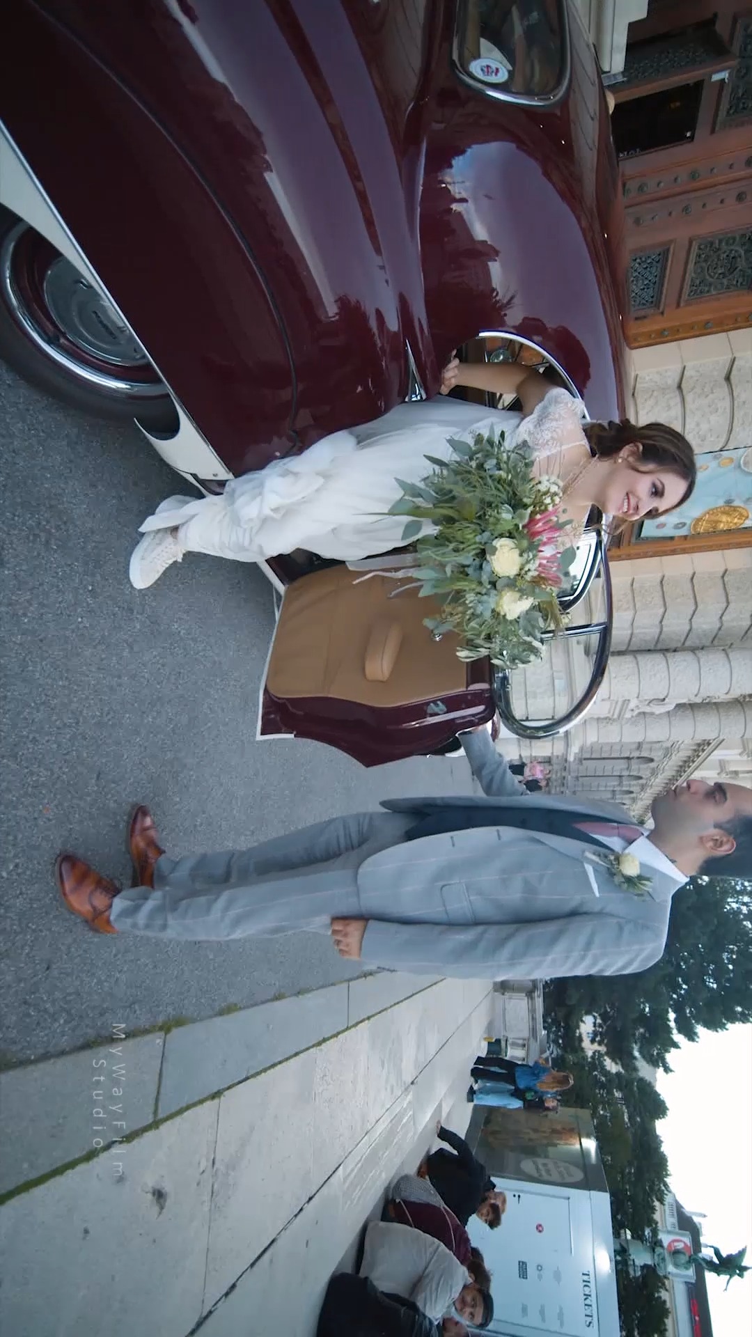 Anna&Adi - Ree(a)Love 11.

hochzeitsfilm@mywayfilm2011
Hair & Make up: @miaselby.makeupartist 
Planung@perfektehochzeit
#hochzeitmuseumkunsthistorisches
#weddinginspiration
#weddingphotography
#weddingfilm
#wedding
#WeddingVideography
#weddingcinematography
#weddingcinematographer
#weddingaustria
#weddingfilmvienna
#MyWayFilm
#hochzeitsfilmosterreich
#hochzeitsfotografie
#hochzeitsinspiration
#Hochzeitsvideograf
#hochzeitsvideografie
#hochzeitsvideowien
#hochzeitskino
#hochzeitstrends
#hochzeitsshooting